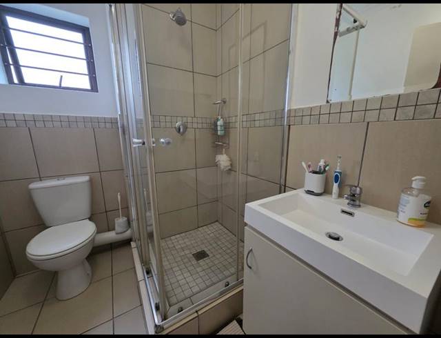 2 BEDROOM PROPERTY TO RENT IN BARBEQUE DOWNS